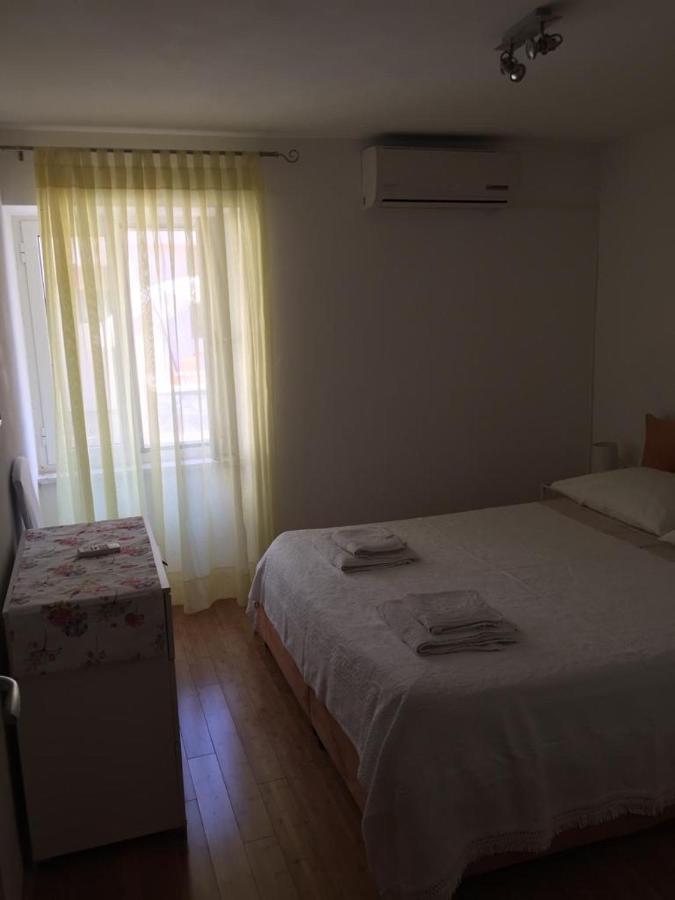 Apartment Elena Rooms Split Buitenkant foto