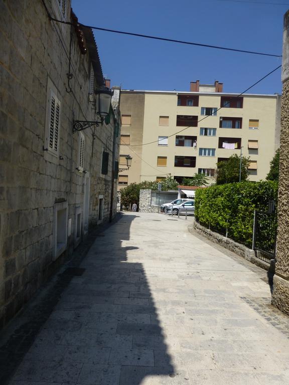 Apartment Elena Rooms Split Buitenkant foto