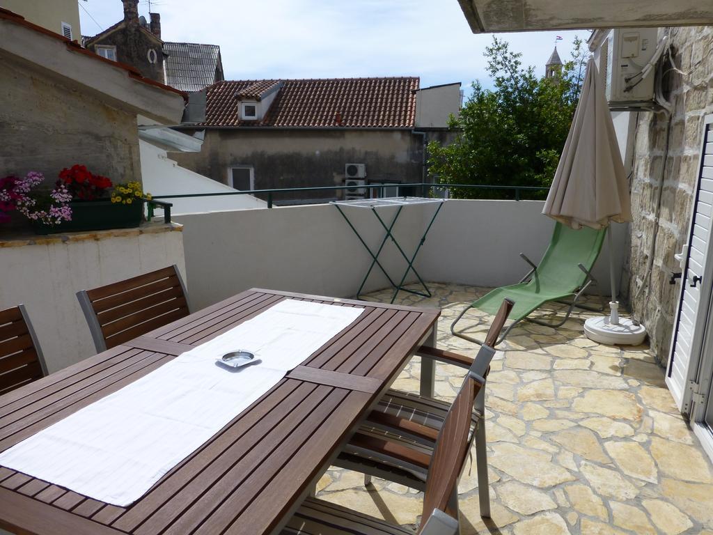 Apartment Elena Rooms Split Buitenkant foto