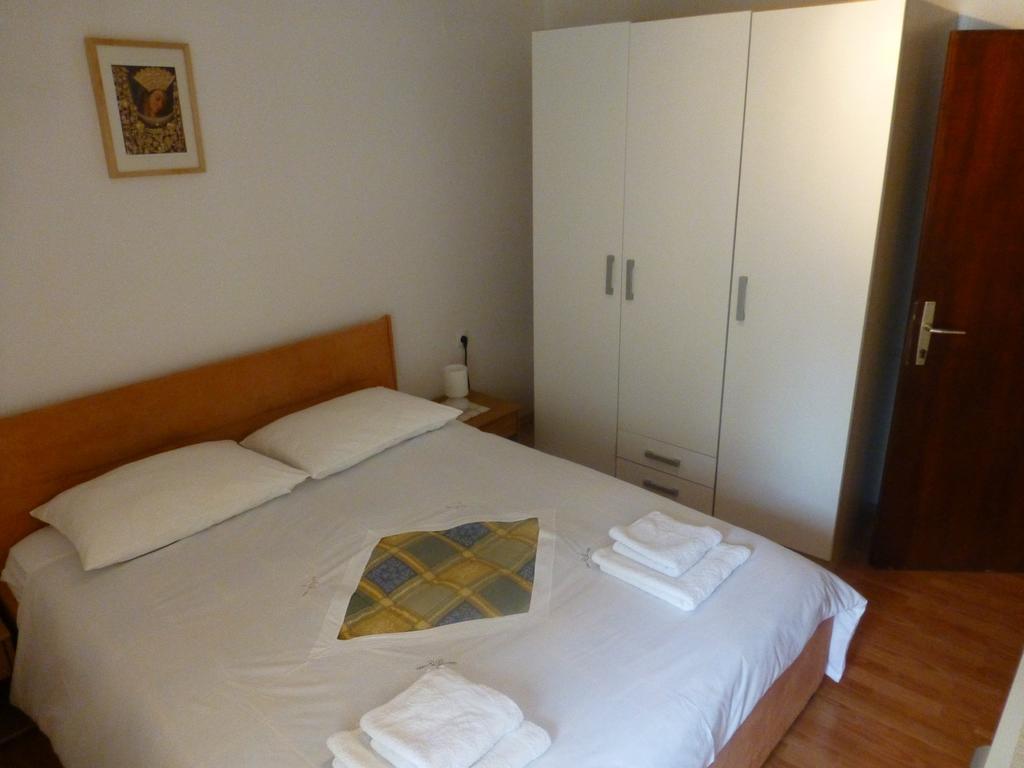 Apartment Elena Rooms Split Buitenkant foto